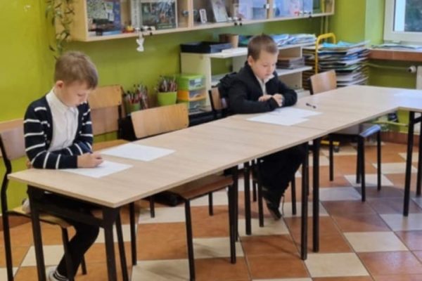 0b156645-1e94-4989-b4b2-ee7f4dd07e2b