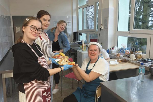 130f02e9-24c5-45cc-bce3-5f57a9528155