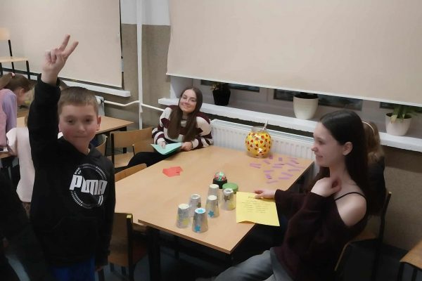 1638eb48-c13b-4ea4-baf4-d7839d329b84