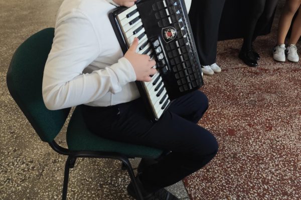 170bd877-d26c-4db2-ab9a-27e6731207d4