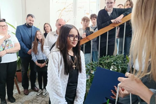 3615b987-39d9-42af-ad33-9ae105589cc2