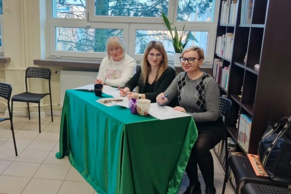 56ac39b7-cf4e-4706-ab35-83c9c510fe51