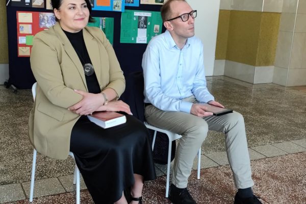 5badbd9a-9f9c-4cf1-bdf9-6538cec42dcd