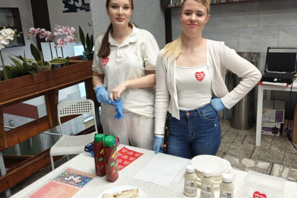 6e326320-f757-498d-ba10-942798d4c98c