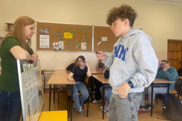 7742e230-8b53-4bca-bdb6-f70bf8f23a43