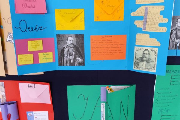 7d212760-bb40-440a-8f5a-42bcaca8bff2