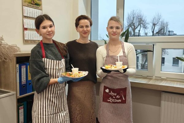 87ebf1b2-baca-4de7-b837-589ab5e41c18