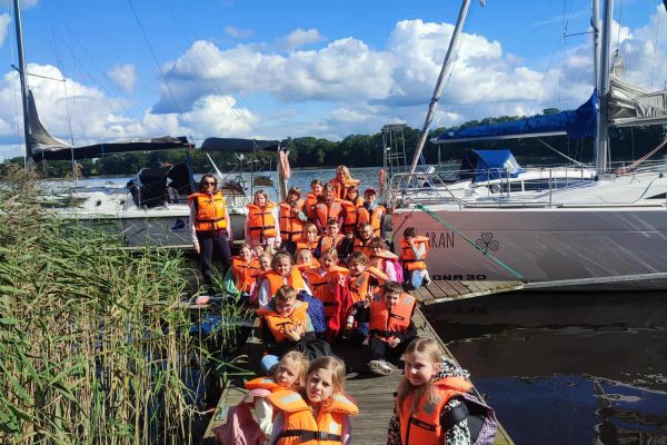 8b1d1265-5eef-4889-8bec-47cfd1a745cd (2)