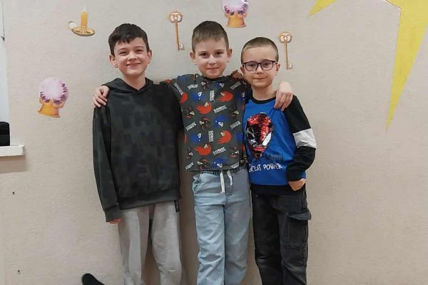 a8b5792e-0d15-4264-b4b3-7558f165793f