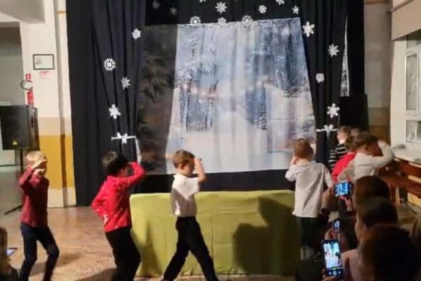 afdd2816-50ea-408d-a971-7740ddd790f9