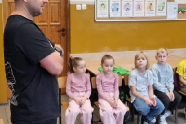 b5d9ddd8-34c2-4514-a048-64b6013088d5