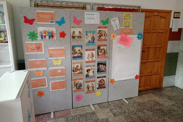 c04e6fd3-9049-48aa-8554-9ecf161fb7c6