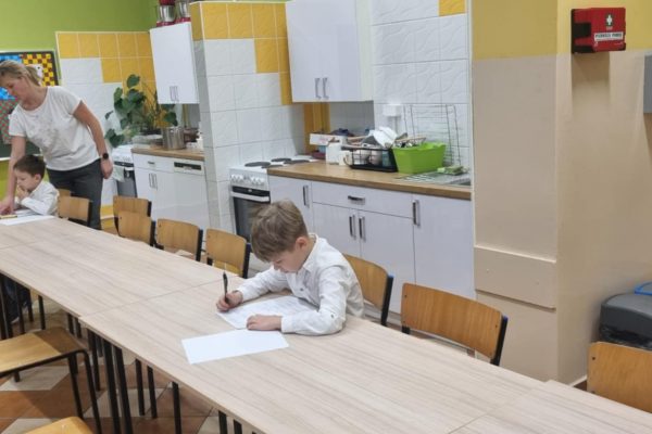 c314df13-cb0b-4649-a9e3-c912487adb22