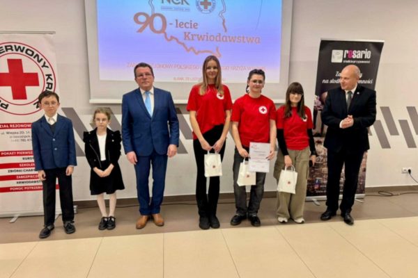 d2b342b2-97e8-44c9-a3b3-1b6190ff632d