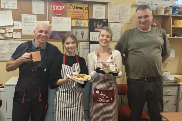 e0da1aae-5f37-4892-8913-e8bc0d6979de