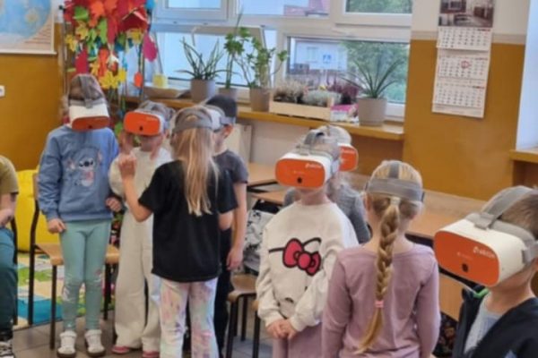 fb131c99-3c90-40df-8a67-685db388d56e